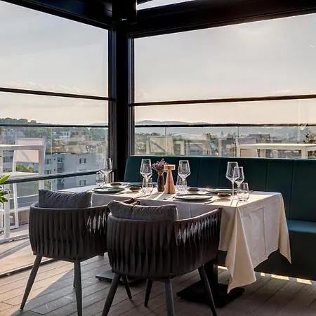Hotel Vibre 5*