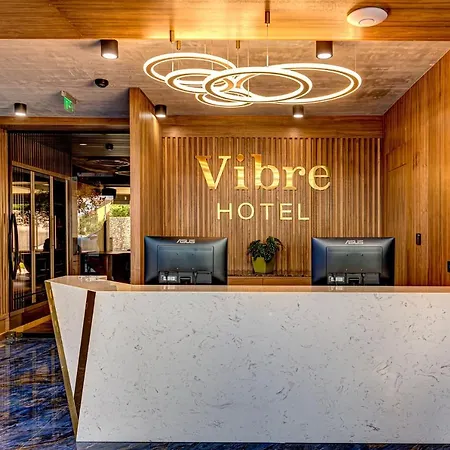 Vibre Hotel 5*