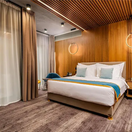 Vibre Hotel 5*