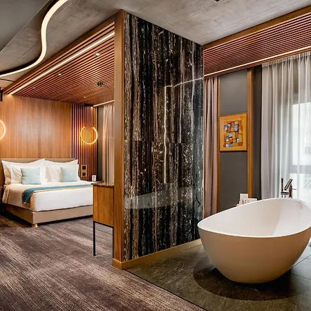 Hotel Vibre 5*