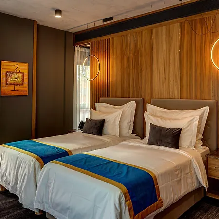 Hotel Vibre 5*